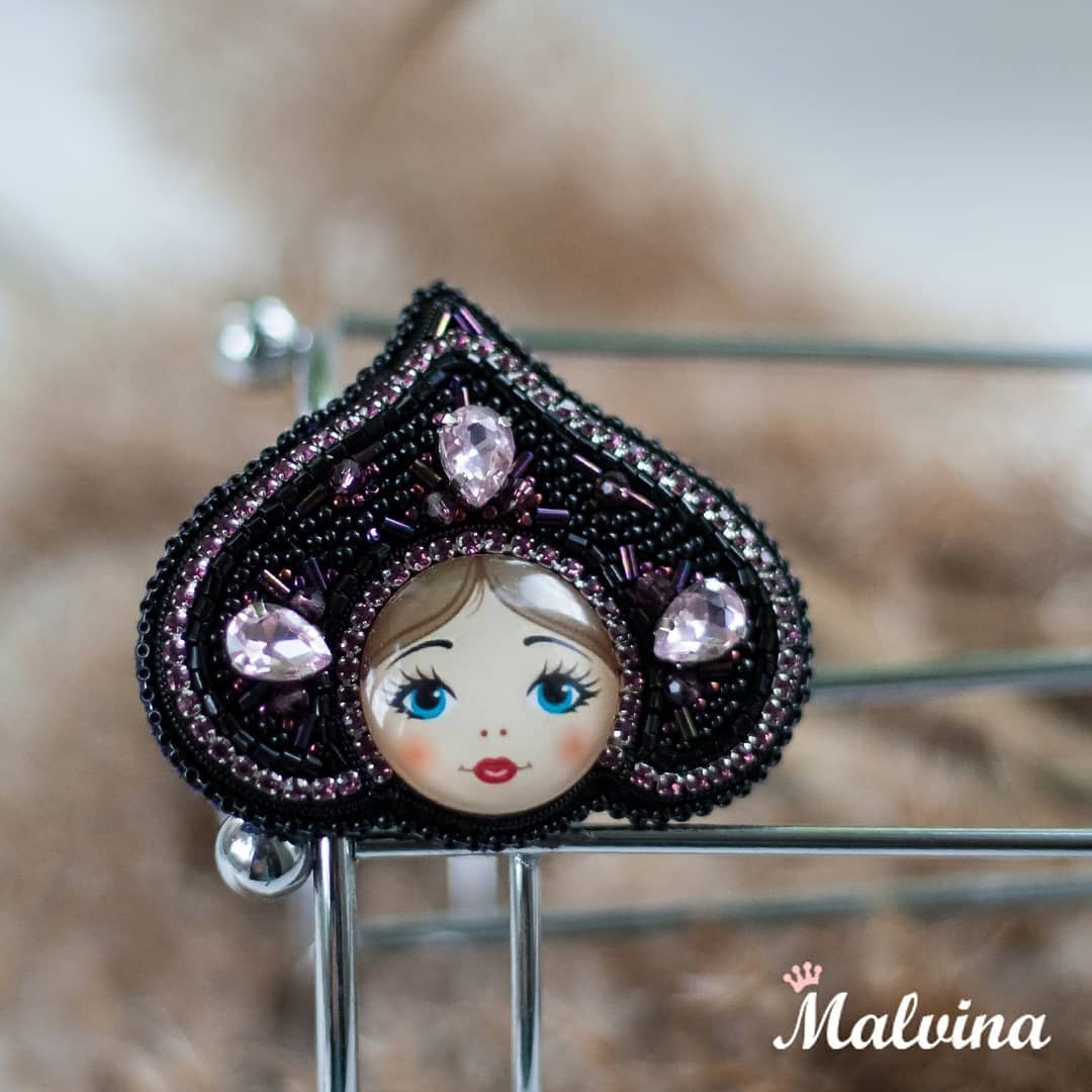 Брошь «Матрёшка 4»